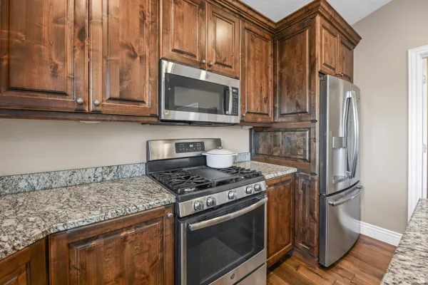 Gas range and oven, all appliances included.
