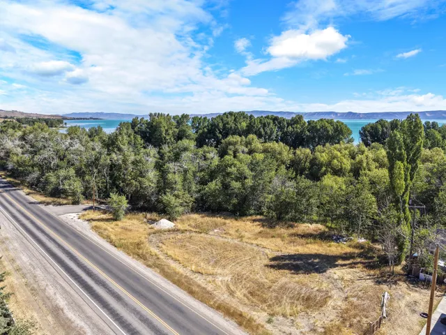 2310 N Big Bear Ln, Garden City, Utah 84028