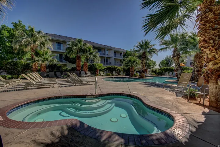 Pool #3- HOA amenities