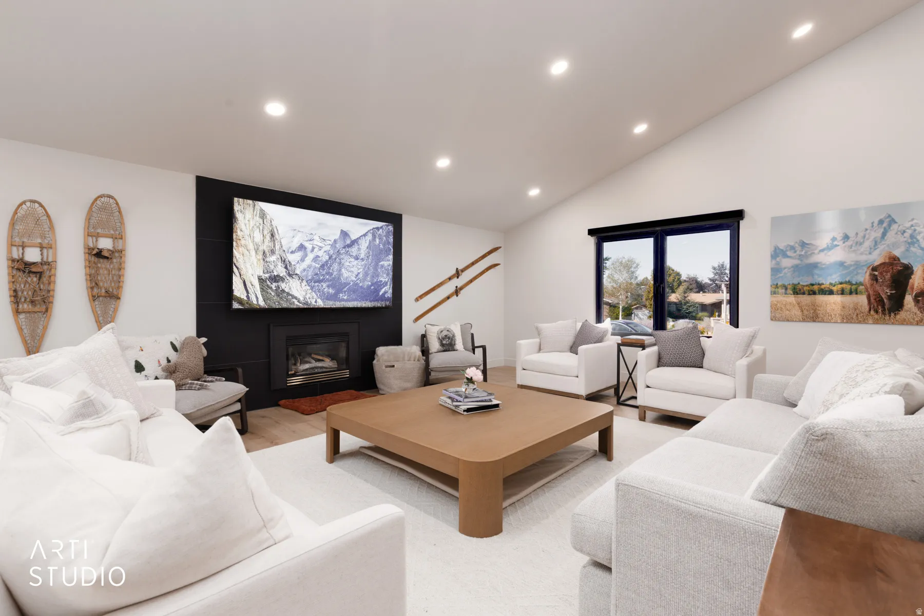 Vaulted ceiling with recessed lighting