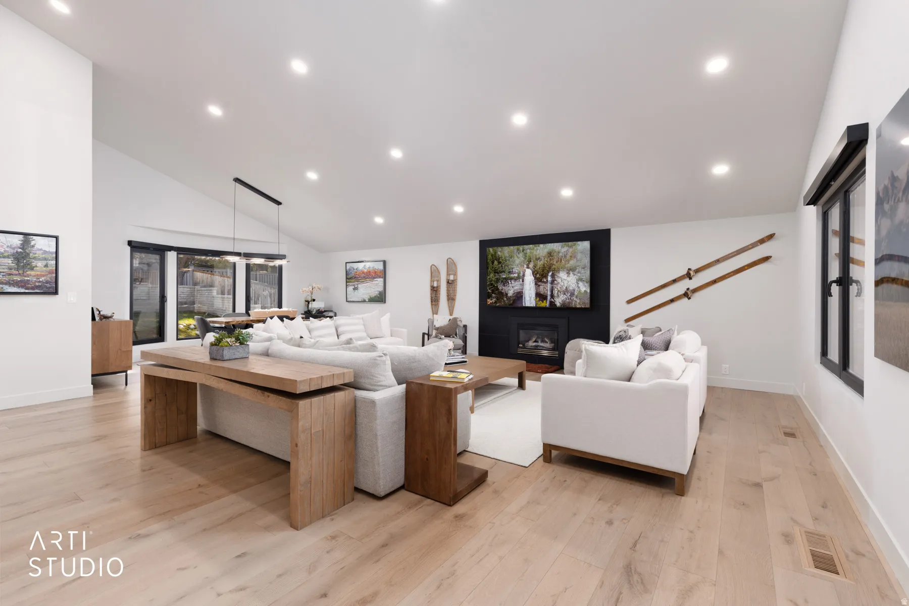 Vaulted ceilings with recessed lighting