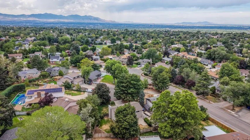 7283 S Pecan Cir, Cottonwood Heights, Utah 84121
