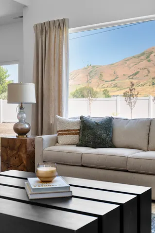 Picture of model Harmony, not of current listing. Interior color selected will be the same.