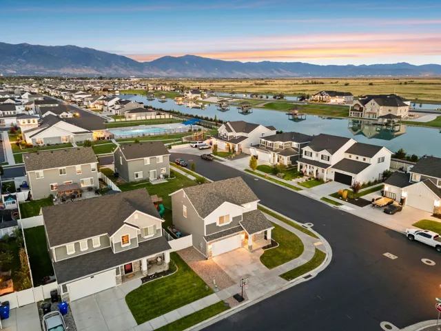 3503 S Laurel Ln, Syracuse, Utah 84075