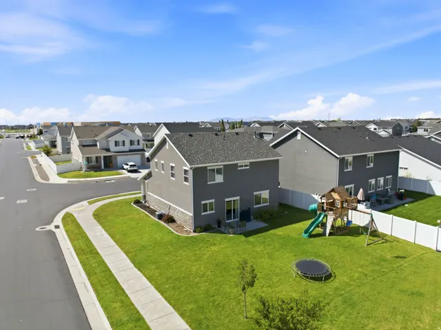 3503 S Laurel Ln, Syracuse, Utah 84075