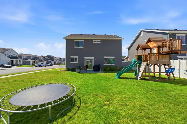 3503 S Laurel Ln, Syracuse, Utah 84075