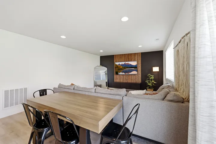 3503 S Laurel Ln, Syracuse, Utah 84075