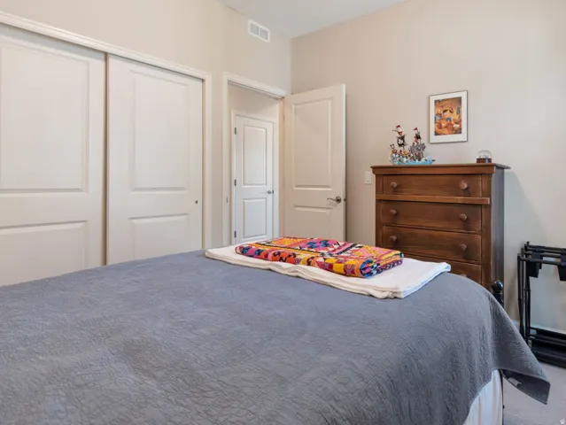 Guest/Second Bedroom