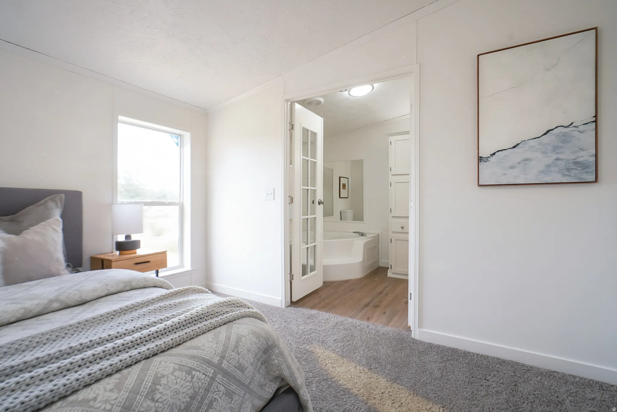 White walls with carpet flooring