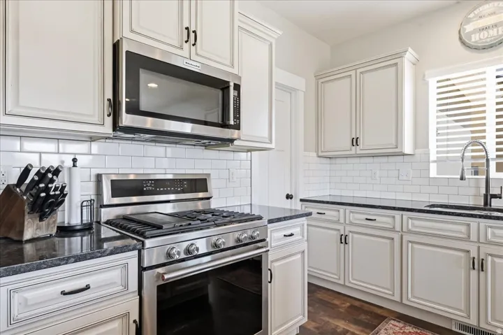 4563 W 3300 S, West Haven, Utah 84401
