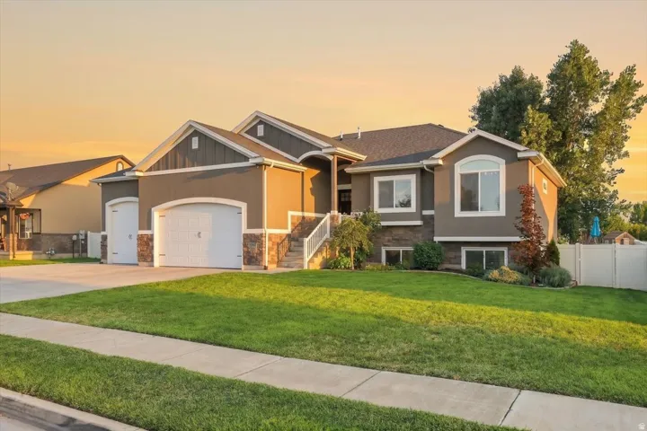 4563 W 3300 S, West Haven, Utah 84401