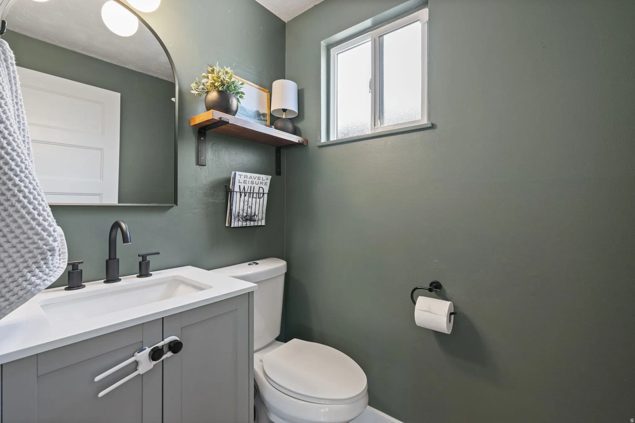 Powder bath