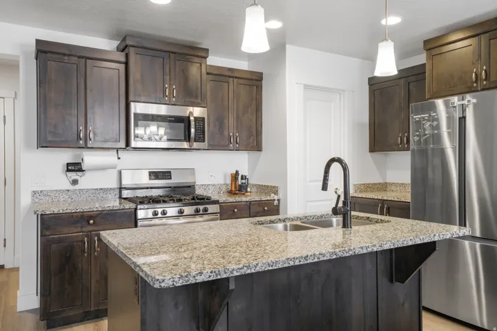5814 S Challenger Way, St. George, Utah 84790