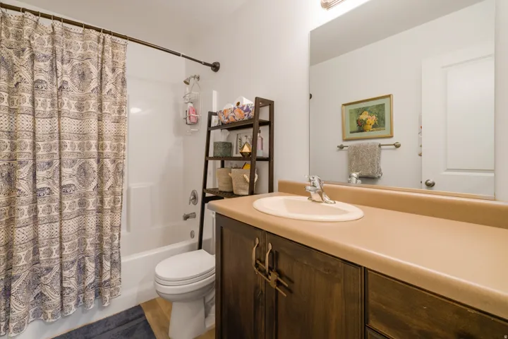 5814 S Challenger Way, St. George, Utah 84790