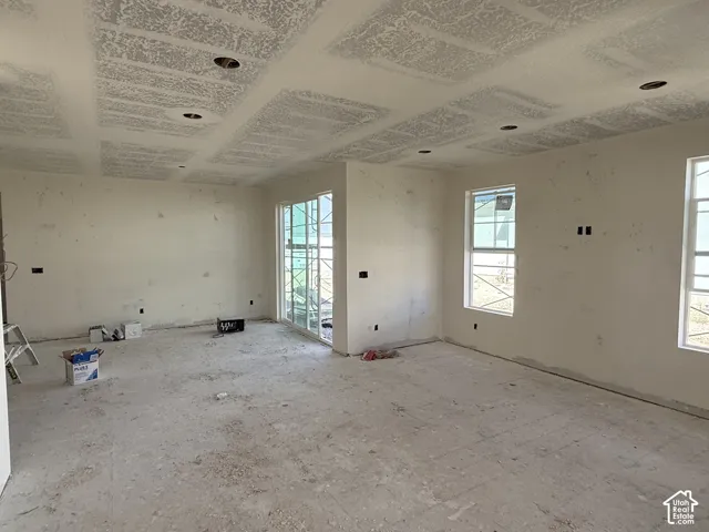 3675 S Clipper Hill Rd #305, West Jordan, Utah 84081