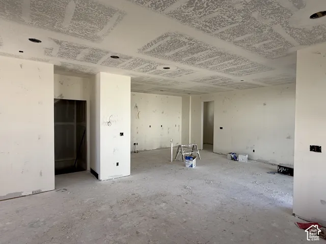 3675 S Clipper Hill Rd #305, West Jordan, Utah 84081