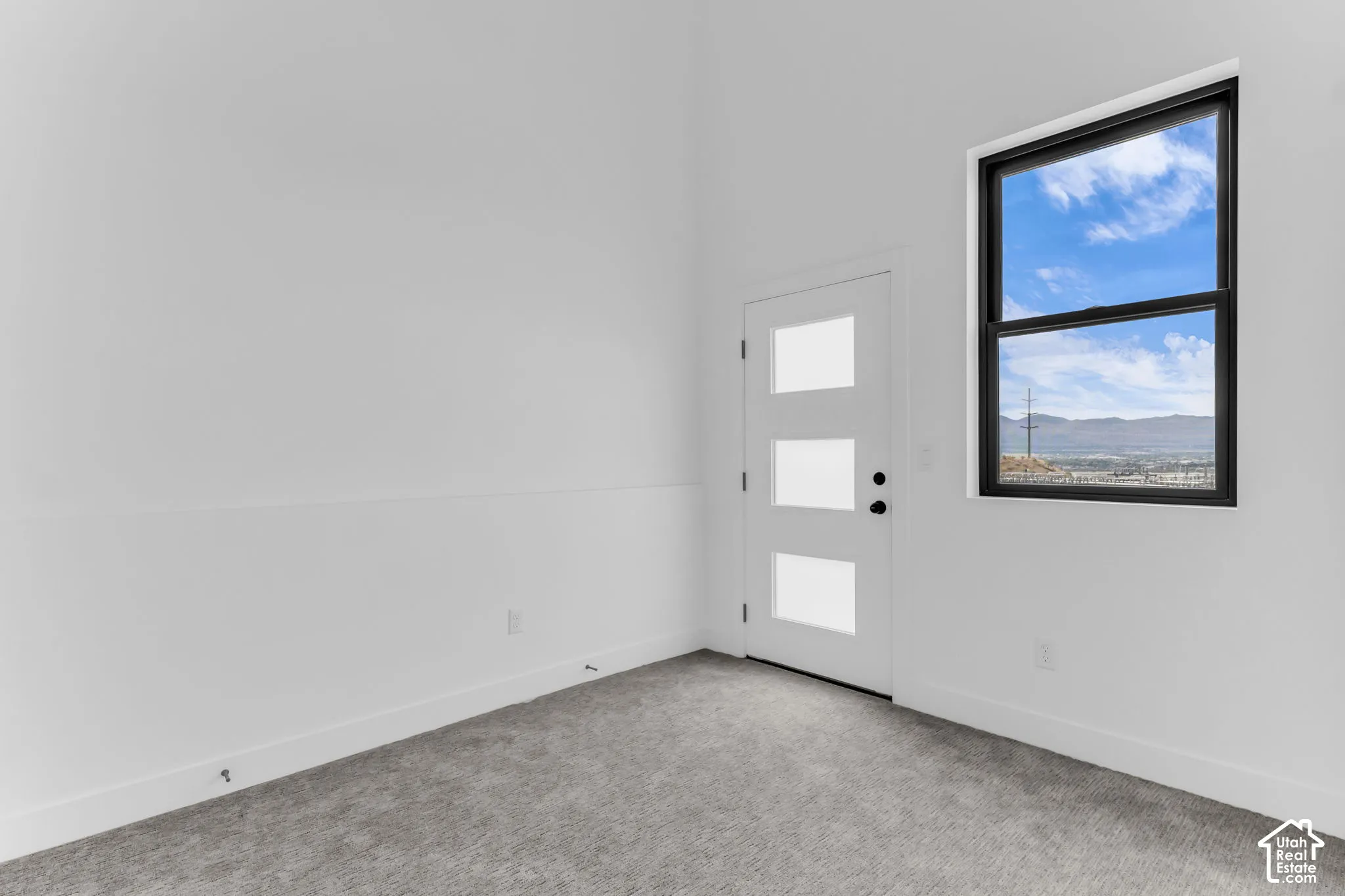 3rd bedroom with patio access and ensuite bathroom