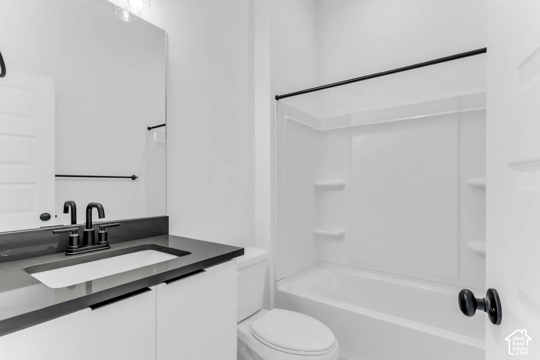 3rd bedroom with patio access and ensuite bathroom