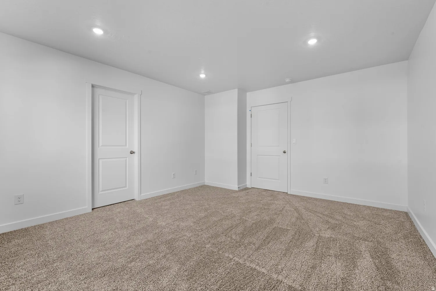 Please note: The actual home may differ in color, material, and/or options. Pictures are of a finished home of the same floor plan, and the available home may contain different options, upgrades, and exterior color and/or elevation style.