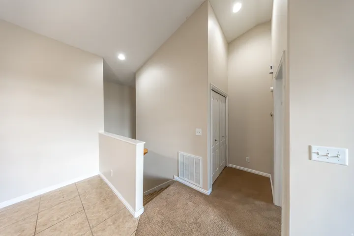 Vaulted ceiling with recessed lighting