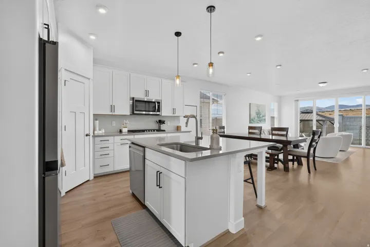 7418 S Travertine Rd, West Jordan, Utah 84081