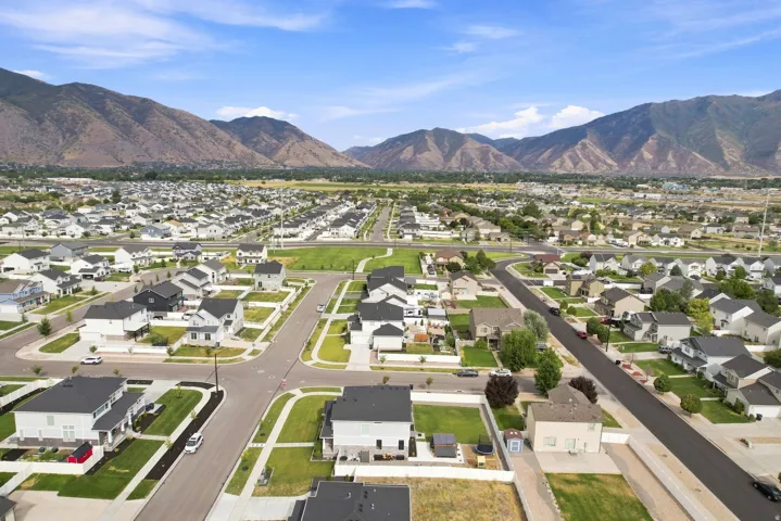 Expansive residential development with mountain scenery