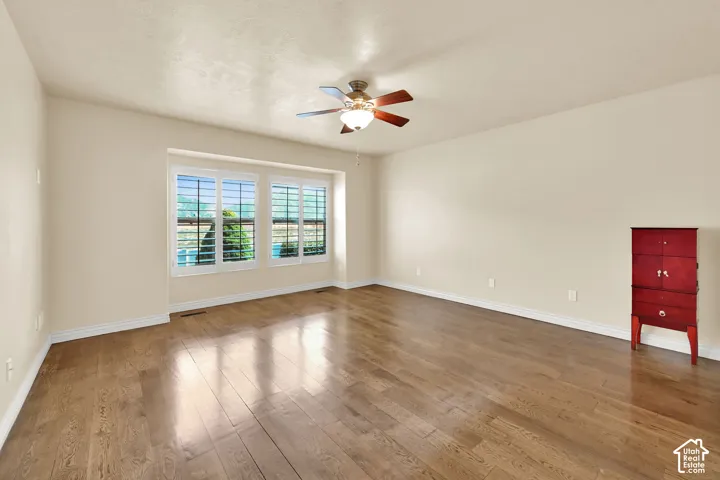 Hardwood-style flooring throughout