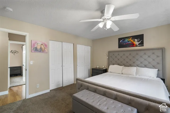 Ceiling fan with integrated lighting