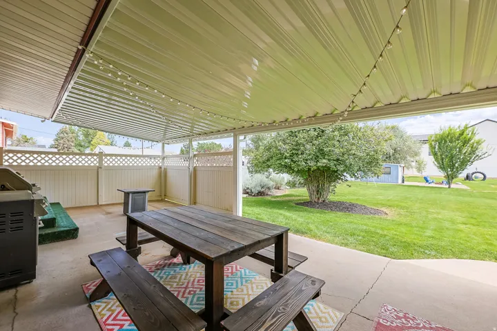 2261 S 1800 W, Syracuse, Utah 84075