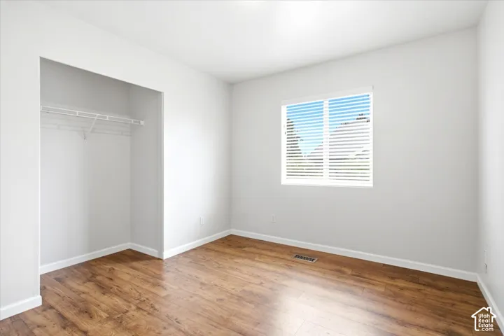 Large Bedroom 3.