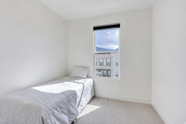 Additional bedroom offering flexible guest, office or living space.
