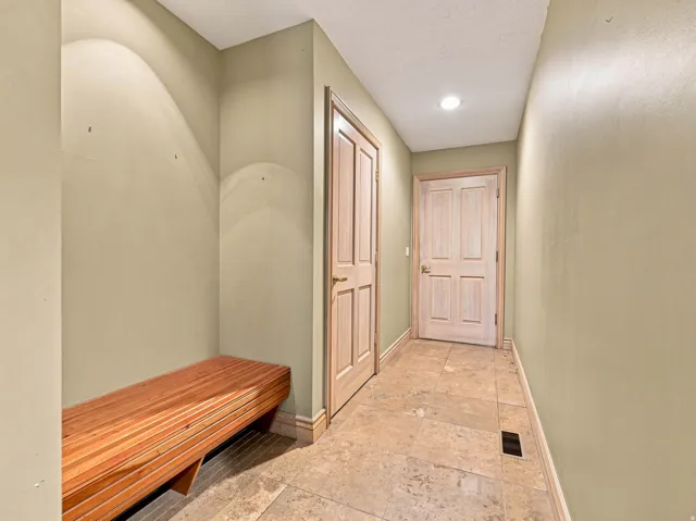 4671 S Wander Ln, Holladay, Utah 84117
