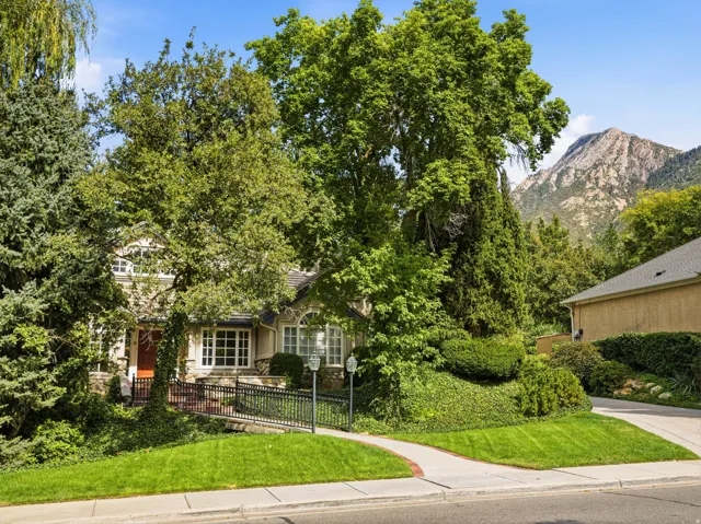 4671 S Wander Ln, Holladay, Utah 84117