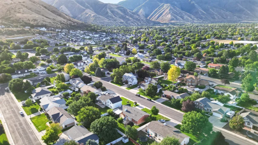 1585 E 350 S, Springville, Utah 84663
