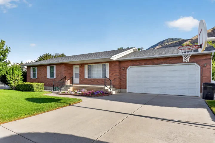 1585 E 350 S, Springville, Utah 84663