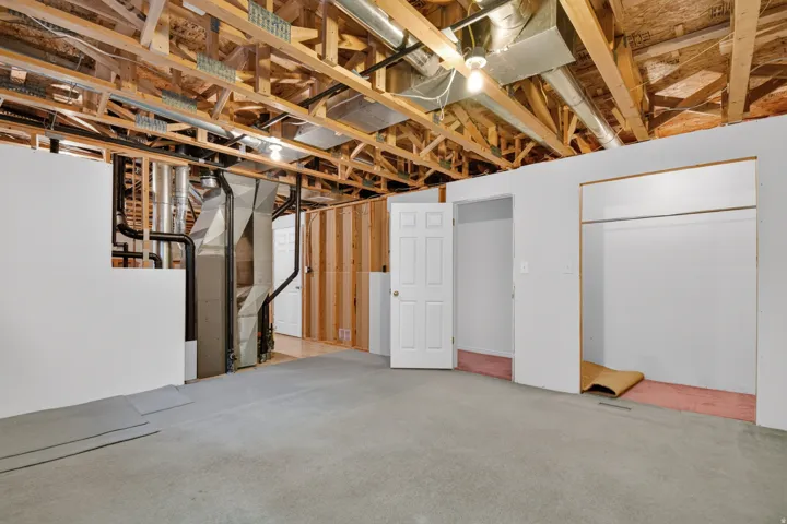 1585 E 350 S, Springville, Utah 84663