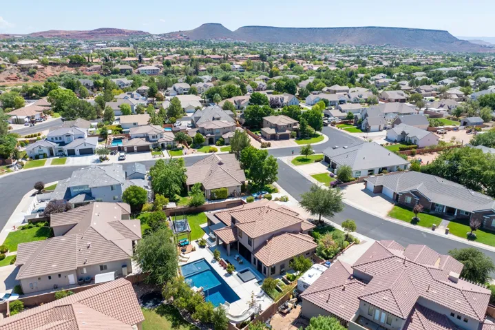 2324 Concord Ave., Santa Clara, Utah 84765
