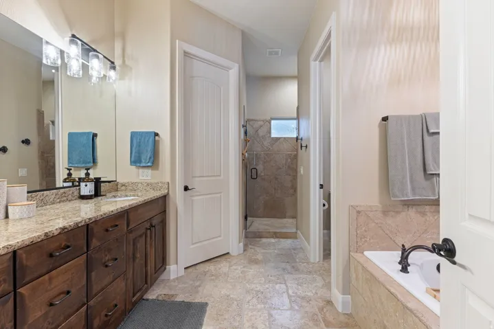 2324 Concord Ave., Santa Clara, Utah 84765