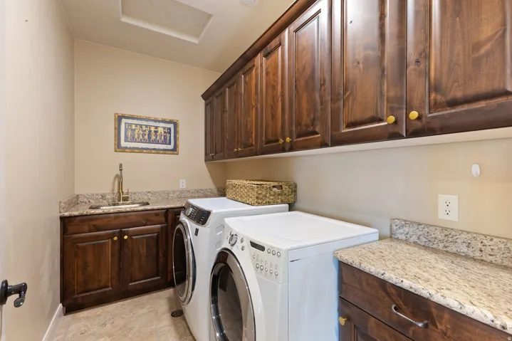 2324 Concord Ave., Santa Clara, Utah 84765