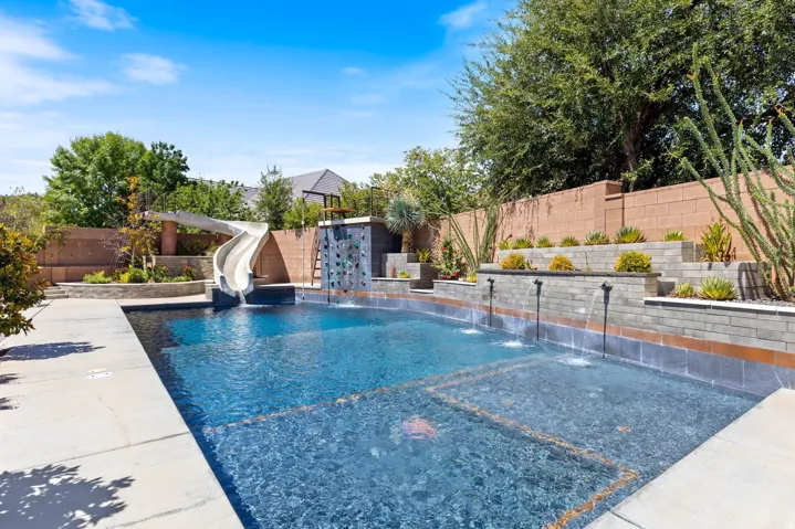 2324 Concord Ave., Santa Clara, Utah 84765