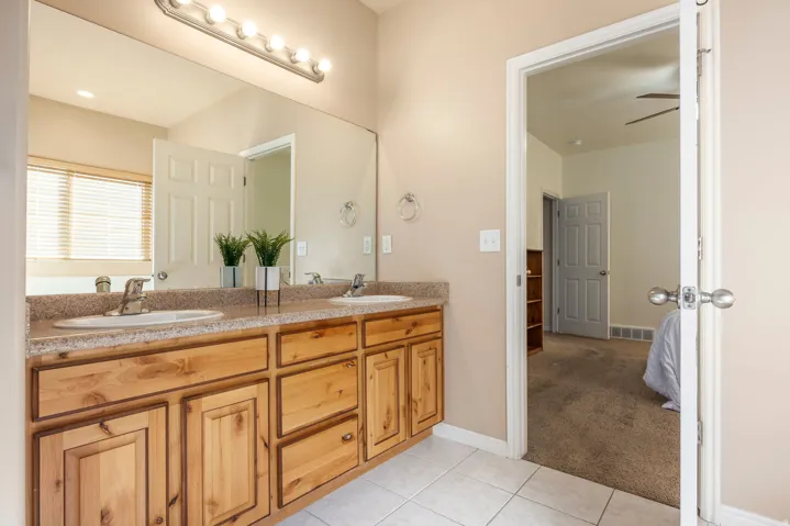 5271 W Swift Water Way, West Jordan, Utah 84081