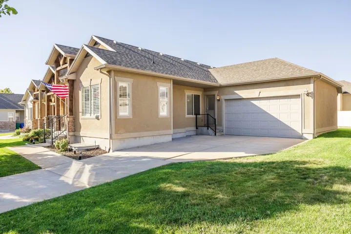 5271 W Swift Water Way, West Jordan, Utah 84081