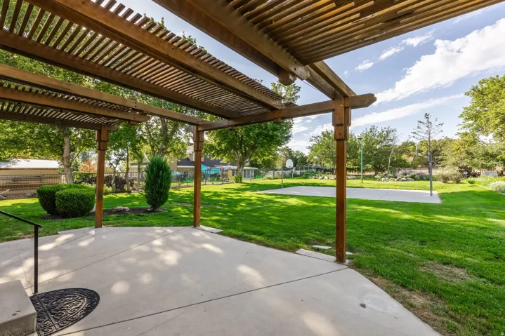 5852 S Jordan Canal Rd, Taylorsville, Utah 84129
