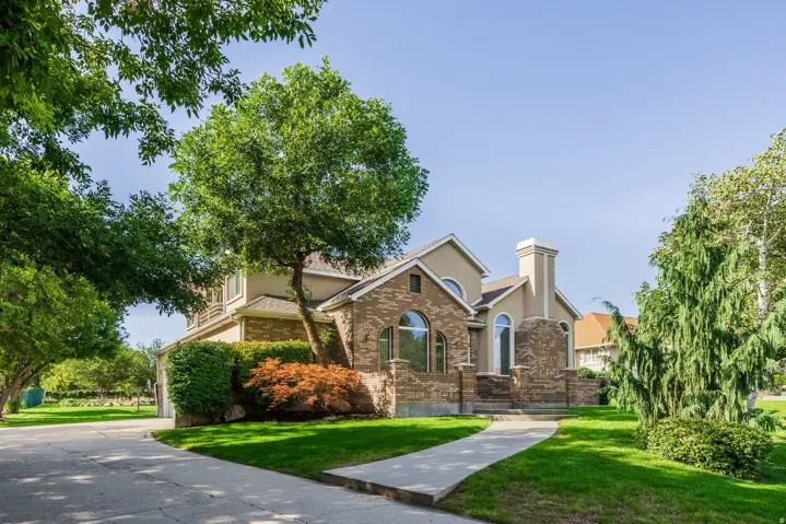 5852 S Jordan Canal Rd, Taylorsville, Utah 84129