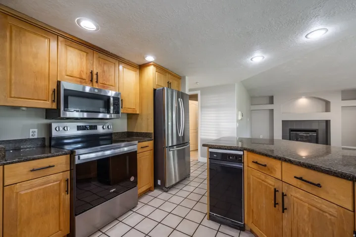 5852 S Jordan Canal Rd, Taylorsville, Utah 84129
