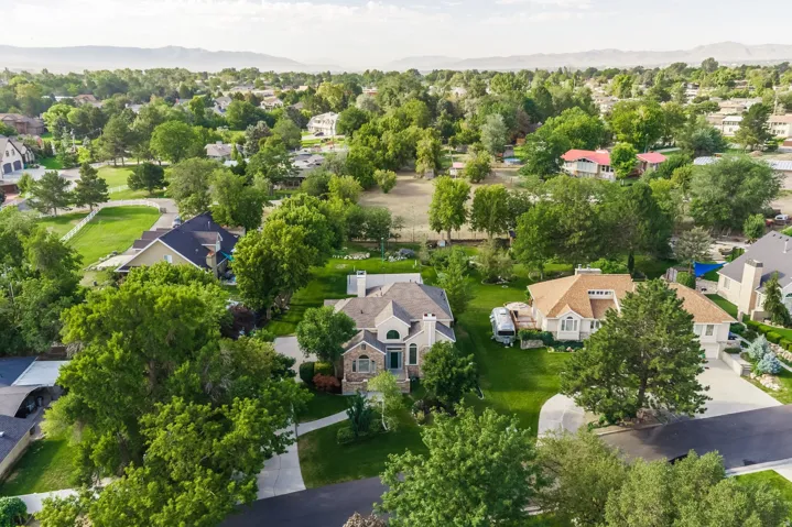 5852 S Jordan Canal Rd, Taylorsville, Utah 84129
