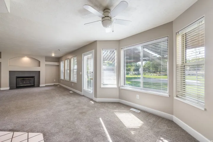 5852 S Jordan Canal Rd, Taylorsville, Utah 84129
