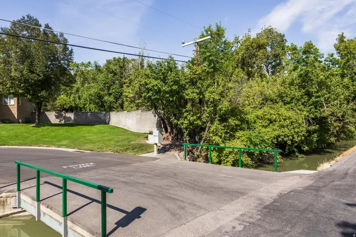 5852 S Jordan Canal Rd, Taylorsville, Utah 84129