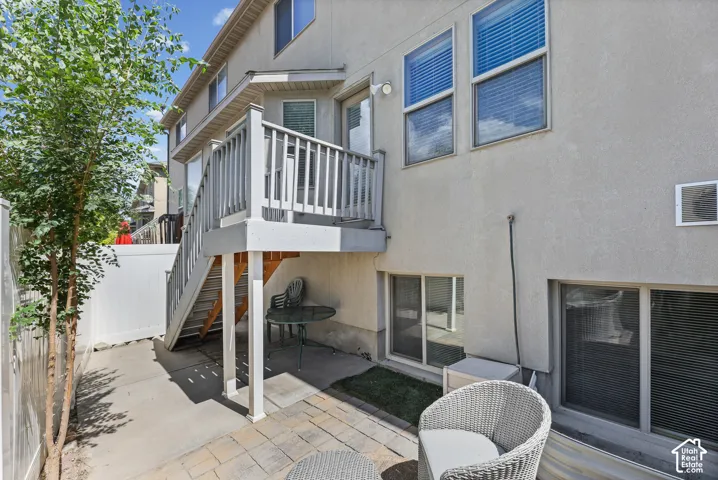 Fenced in Private Backyard Patio