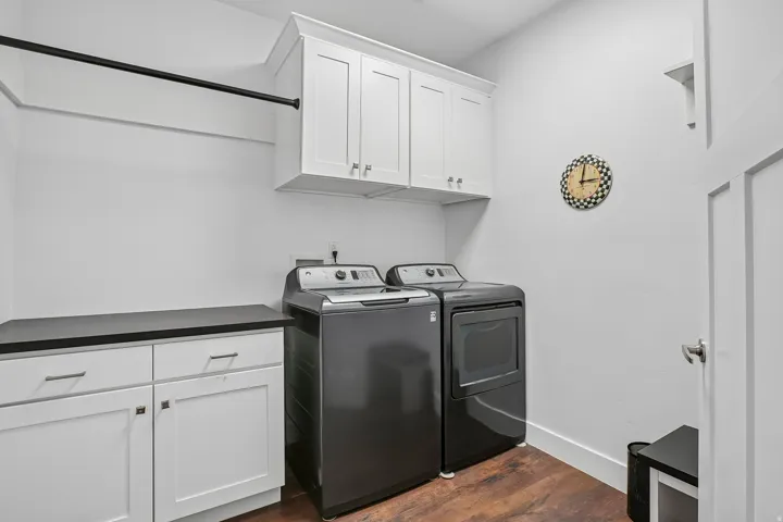 5617 S Dunetree Ln, Holladay, Utah 84121